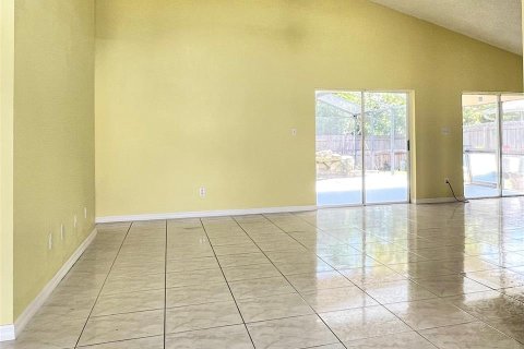 Casa en alquiler en Orlando, Florida, 3 dormitorios, 124.86 m2 № 1899286 - foto 4