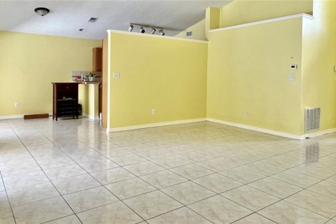 Casa en alquiler en Orlando, Florida, 3 dormitorios, 124.86 m2 № 1899286 - foto 5