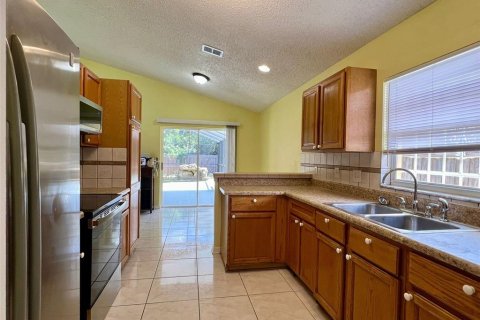 Casa en alquiler en Orlando, Florida, 3 dormitorios, 124.86 m2 № 1899286 - foto 6