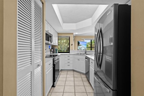 Condo in Fort Myers, Florida, 2 bedrooms  № 1640044 - photo 28