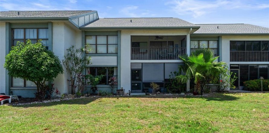 Condo in Fort Myers, Florida, 2 bedrooms  № 1640044