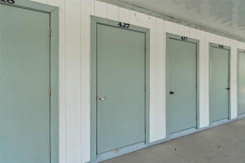 Condo in Fort Myers, Florida, 2 bedrooms  № 1640044 - photo 17
