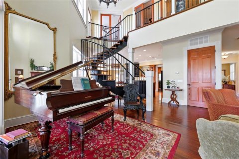 House in Melrose, Florida 5 bedrooms, 552.12 sq.m. № 1774067 - photo 10
