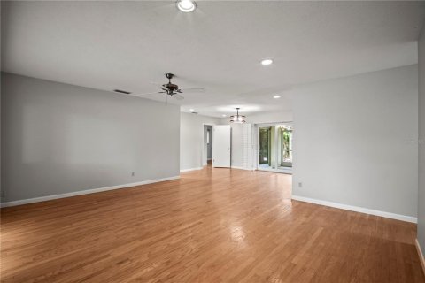 Casa en venta en Sarasota, Florida, 3 dormitorios, 138.98 m2 № 2387697 - foto 3