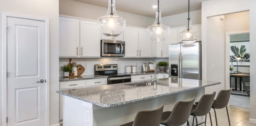 House in BEXLEY in Land O' Lakes, Florida 5 bedrooms, 243 sq.m. № 266492