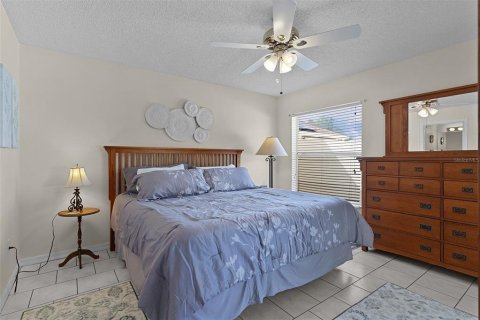 Villa ou maison à louer à The Villages, Floride: 2 chambres, 112.78 m2 № 2330889 - photo 11