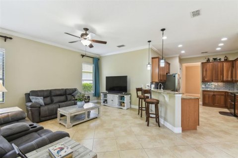 Casa en venta en Kissimmee, Florida, 2 dormitorios, 217.86 m2 № 1732580 - foto 11