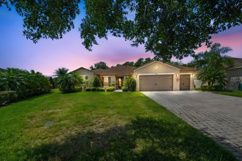 Casa en venta en Kissimmee, Florida, 2 dormitorios, 217.86 m2 № 1732580 - foto 2