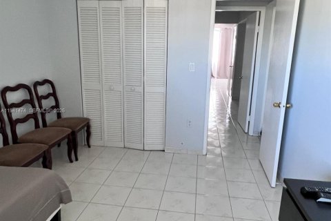 Купить кондоминиум в Майами, Флорида 2 спальни, 122.17м2, № 1998616 - фото 24