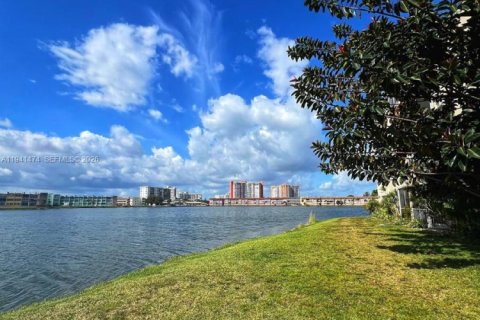 Condo à Miami, Floride, 2 chambres  № 1998616