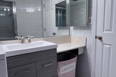 Купить кондоминиум в Майами, Флорида 2 спальни, 122.17м2, № 1998616 - фото 29