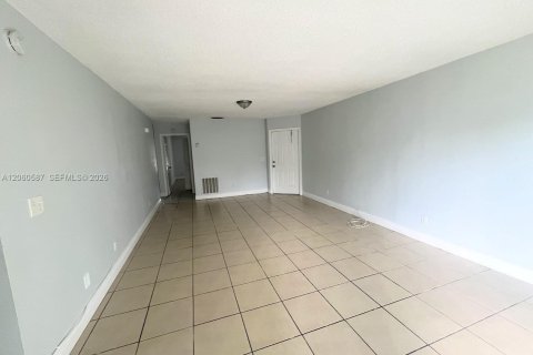 Villa ou maison à louer à Florida City, Floride: 3 chambres, 102.1 m2 № 2270228 - photo 8