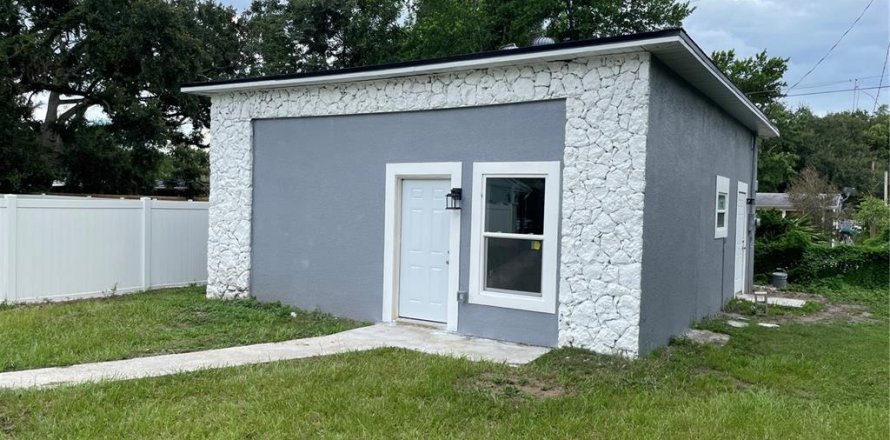House in Orlando, Florida 1 bedroom, 46.45 sq.m. № 2115500