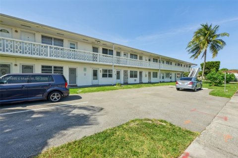 Condominio en venta en Miami Gardens, Florida, 1 dormitorio, 66.43 m2 № 1766364 - foto 22