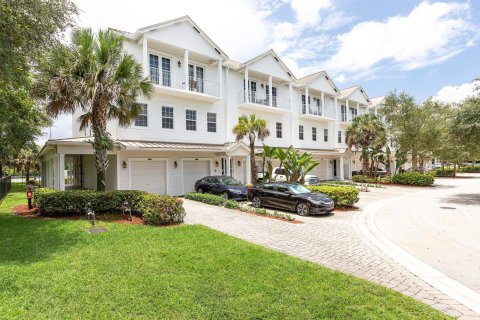 Townhouse in Davie, Florida 2 bedrooms, 149.57 sq.m. № 2361605