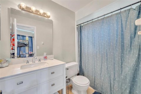 Villa ou maison à louer à Kissimmee, Floride: 4 chambres, 164.81 m2 № 2097507 - photo 20