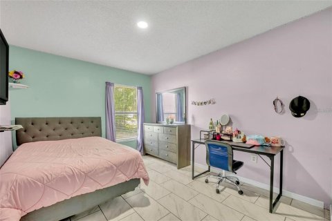 Villa ou maison à louer à Kissimmee, Floride: 4 chambres, 164.81 m2 № 2097507 - photo 16
