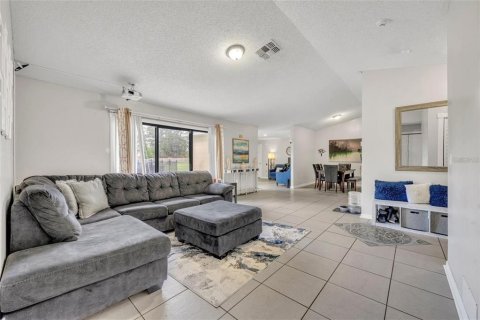 Villa ou maison à louer à Kissimmee, Floride: 4 chambres, 164.81 m2 № 2097507 - photo 5