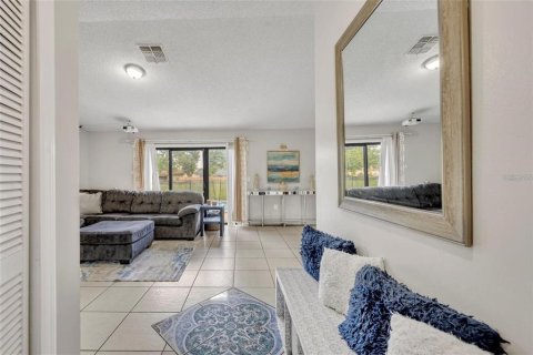 Villa ou maison à louer à Kissimmee, Floride: 4 chambres, 164.81 m2 № 2097507 - photo 3