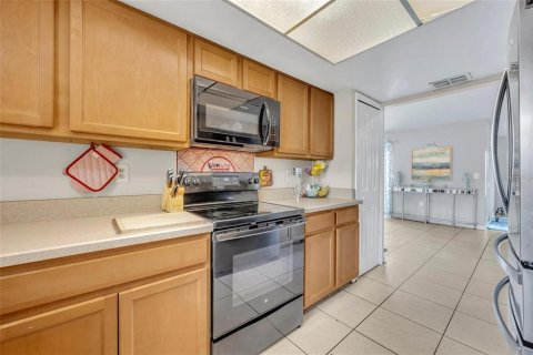 Villa ou maison à louer à Kissimmee, Floride: 4 chambres, 164.81 m2 № 2097507 - photo 8