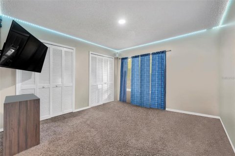 Villa ou maison à louer à Kissimmee, Floride: 4 chambres, 164.81 m2 № 2097507 - photo 19