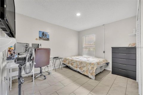 Villa ou maison à louer à Kissimmee, Floride: 4 chambres, 164.81 m2 № 2097507 - photo 18