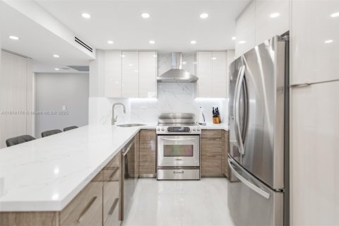 Condominio en venta en Hallandale Beach, Florida, 3 dormitorios, 161.65 m2 № 1762870 - foto 6