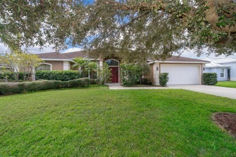 House in Clermont, Florida 4 bedrooms, 201.23 sq.m. № 1513167 - photo 1