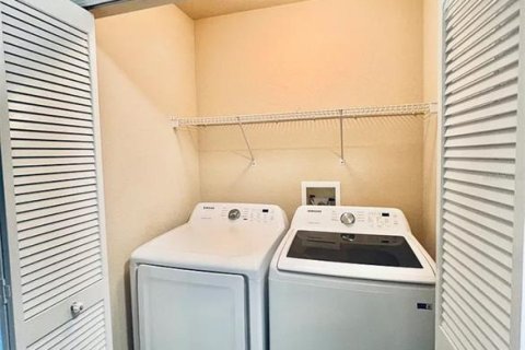 Condominio en alquiler en Sarasota, Florida, 3 dormitorios, 122.26 m2 № 1903074 - foto 15