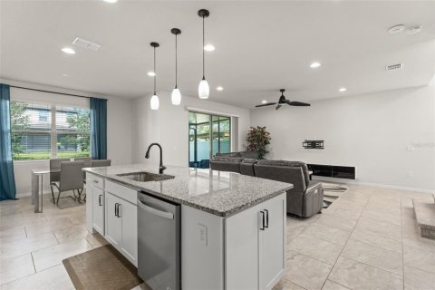 Casa en venta en Kissimmee, Florida, 4 dormitorios, 228.82 m2 № 2384207 - foto 12