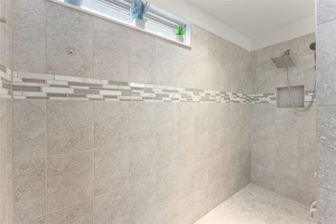 Casa en venta en Kissimmee, Florida, 4 dormitorios, 228.82 m2 № 2384207 - foto 25