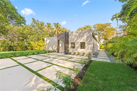 Купить виллу или дом в Норт-Майами, Флорида 1 комната, 277.96м2, № 2052437 - фото 3