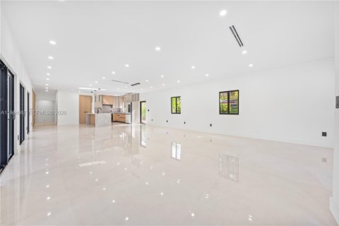 Купить виллу или дом в Норт-Майами, Флорида 1 комната, 277.96м2, № 2052437 - фото 13