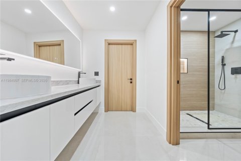 Купить виллу или дом в Норт-Майами, Флорида 1 комната, 277.96м2, № 2052437 - фото 29