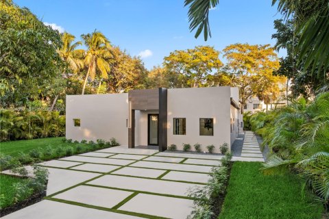 Дом в Норт-Майами, Флорида 1 комната, 277.96м2 № 2052437