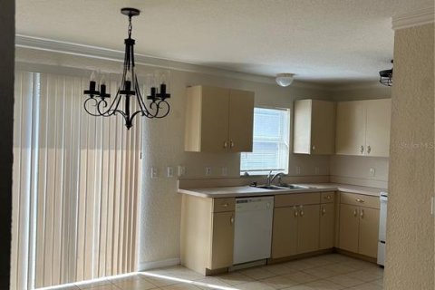 House in Ocala, Florida 3 bedrooms, 125.33 sq.m. № 1618499 - photo 8
