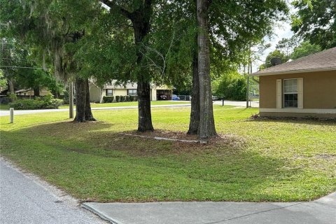 House in Ocala, Florida 3 bedrooms, 125.33 sq.m. № 1618499 - photo 2