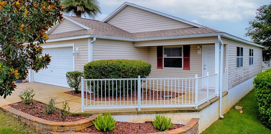 Villa ou maison à The Villages, Floride 3 chambres, 136.29 m2 № 2287628