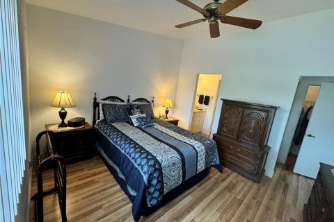 Condo in Ormond Beach, Florida, 2 bedrooms  № 1522397 - photo 18