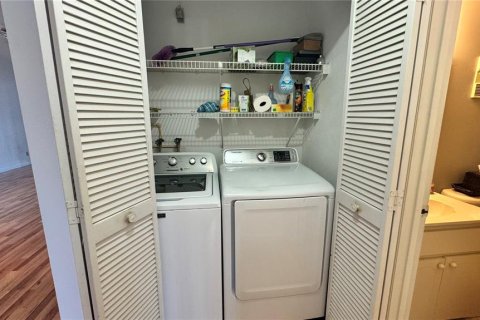 Condo in Ormond Beach, Florida, 2 bedrooms  № 1522397 - photo 28