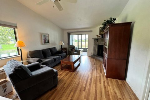 Condo in Ormond Beach, Florida, 2 bedrooms  № 1522397 - photo 10