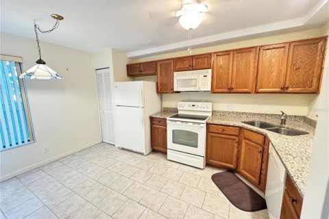 Condo in Ormond Beach, Florida, 2 bedrooms  № 1522397 - photo 13