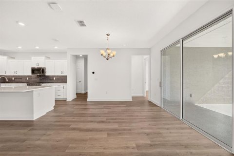 Villa ou maison à vendre à Ocala, Floride: 2 chambres, 187.57 m2 № 2434538 - photo 11