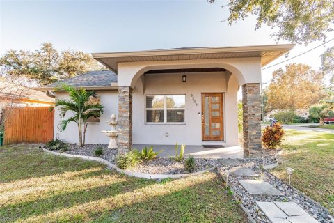 Villa ou maison à Tampa, Floride 3 chambres, 132.39 m2 № 2302912