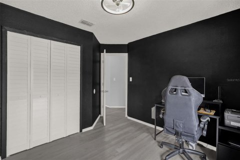 Villa ou maison à vendre à Kissimmee, Floride: 4 chambres, 173.45 m2 № 2425930 - photo 29