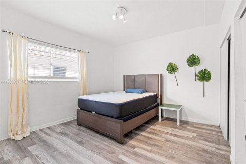 Condo in Miami Beach, Florida, 1 bedroom  № 2048458 - photo 15