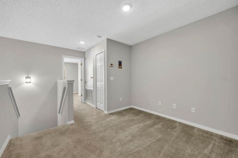 Casa en venta en Orlando, Florida, 4 dormitorios, 212.28 m2 № 1899389 - foto 19