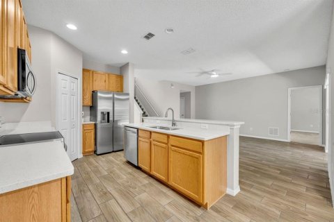 Casa en venta en Orlando, Florida, 4 dormitorios, 212.28 m2 № 1899389 - foto 12