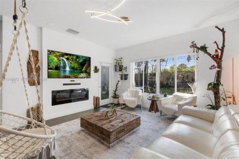 Снять в аренду виллу или дом в Дирфилд-Бич, Флорида 3 спальни, 128.95м2, № 2003824 - фото 3