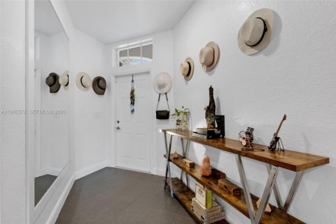 Снять в аренду виллу или дом в Дирфилд-Бич, Флорида 3 спальни, 128.95м2, № 2003824 - фото 7